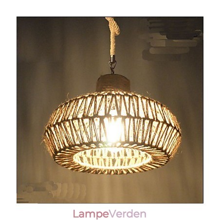Vintage håndlavede kunstværker kreativ lysekronelampe. Vintage håndlavede kunstværker kreativ lysekronelampe.