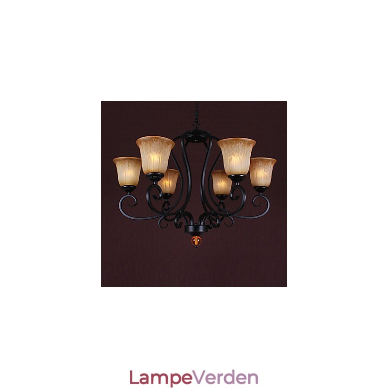 Traditionel klassisk lysekrone til maleri af stearinlys