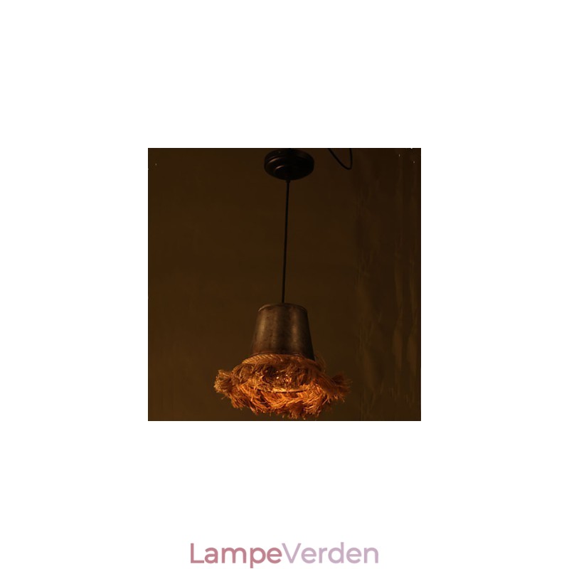 Gør The Old Chandelier Rope Creative