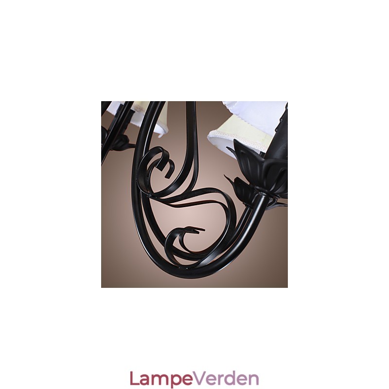 Traditionel klassisk antik messing lysekrone