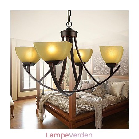 Lysekrone 4 lys Traditionel klassisk vintage metal Lysekrone 4 lys Traditionel klassisk vintage metal
