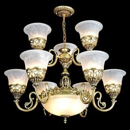 Traditionel klassisk vintage retro bronze metal lysekrone