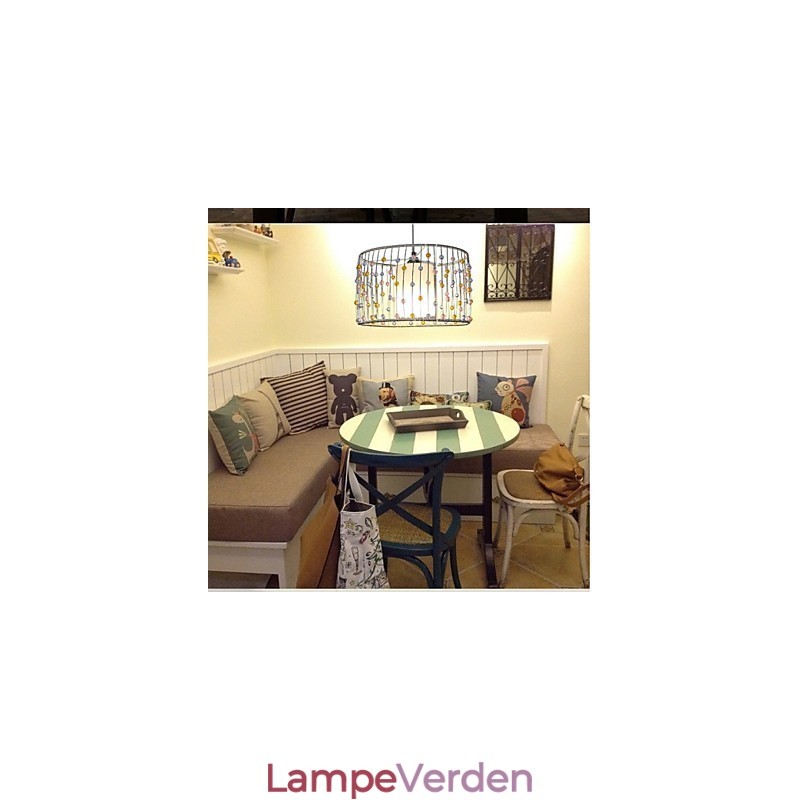 Lampens enkelthoved er en cylindrisk perle.