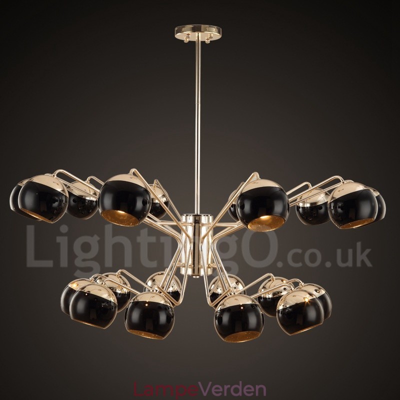 Moderne lysekronelampe i metal med glasskærm