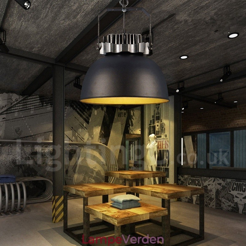 Sort Country Vintage Metal Pendel