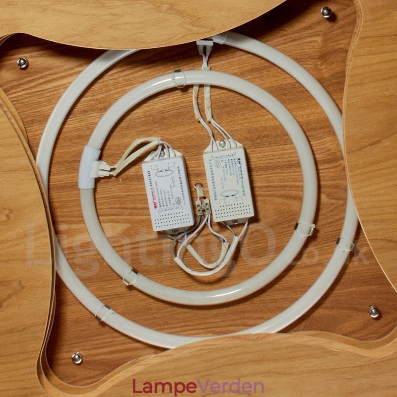 Træ Flush Mount Light