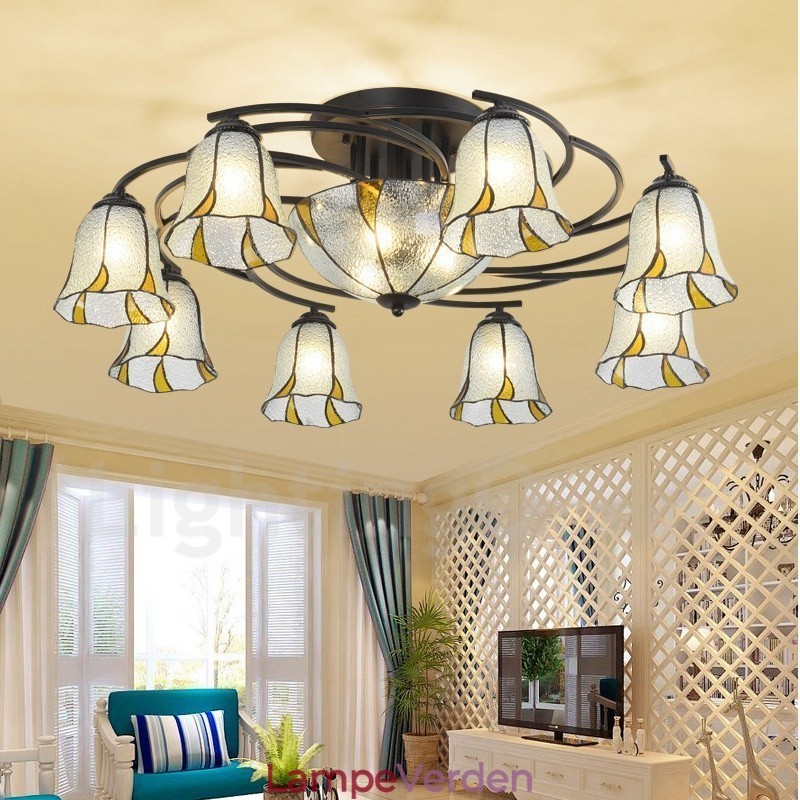 11 Lysekrone i metal med integreret bad i let middelhavsstil