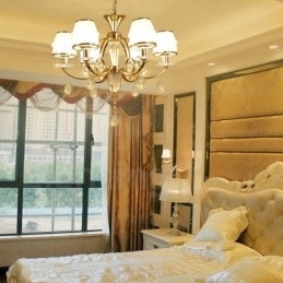 6 lys nordisk lysekrone med glasskærm