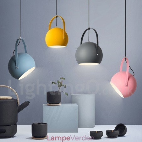 Northern Europe Steel Lighting Exhibition Store Pendellampe Northern Europe Steel Lighting Exhibition Store Pendellampe