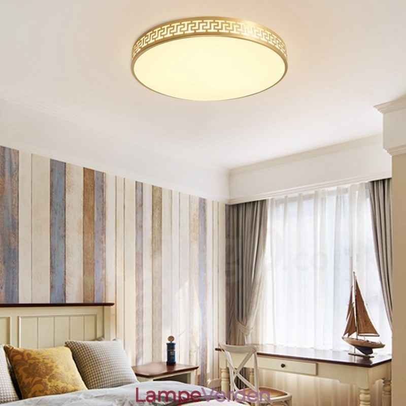 Rund ren messing moderne moderne nordisk stil flush-mount loftslampe med akrylskærm