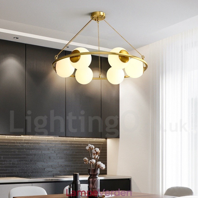 Rustik Lodge Rund Lysekrone i Pure Brass Bean Style med hvide nuancer