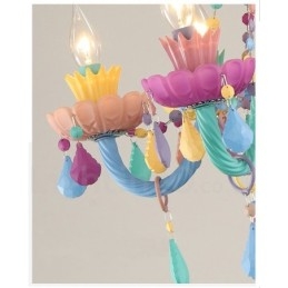 Macaron 18 (12+6) lys lysekrone med krystallys i flere farver til børnebørn