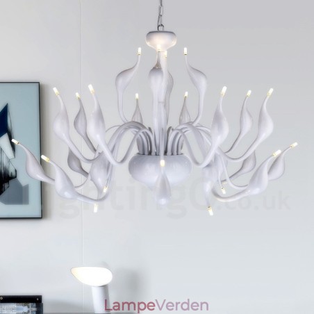 24 lys moderne svane lysekrone lys G4 hvid plating 24 lys moderne svane lysekrone lys G4 hvid plating