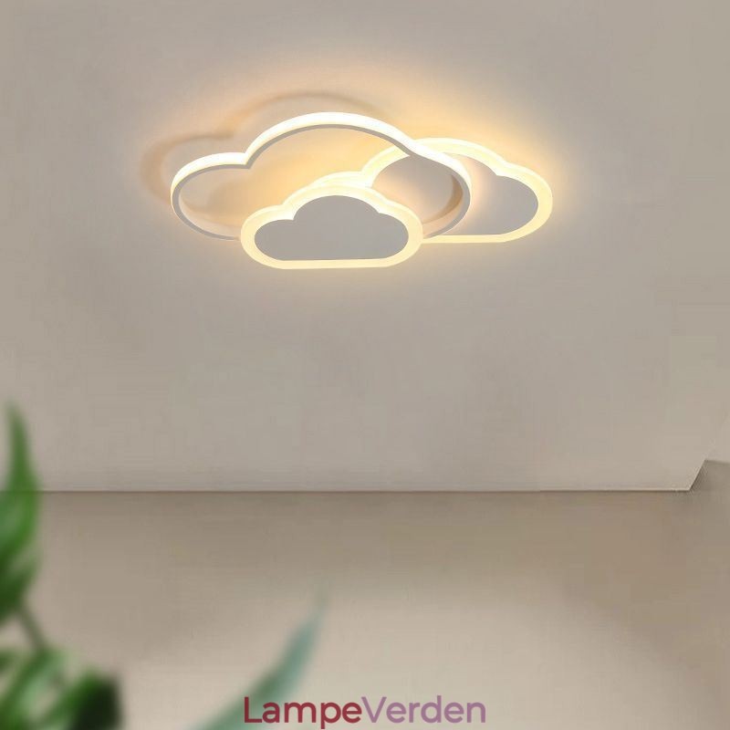 Moderne kreative akryllys skyformet loftslampe i skyform