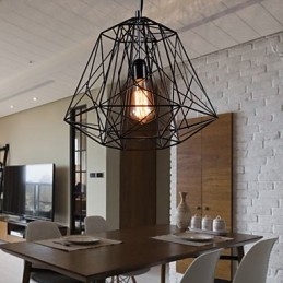 Pendel i sort flettet lampeskærm