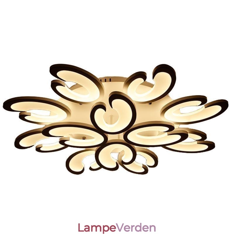 Kronbladsformet loftslampe med flush Mount