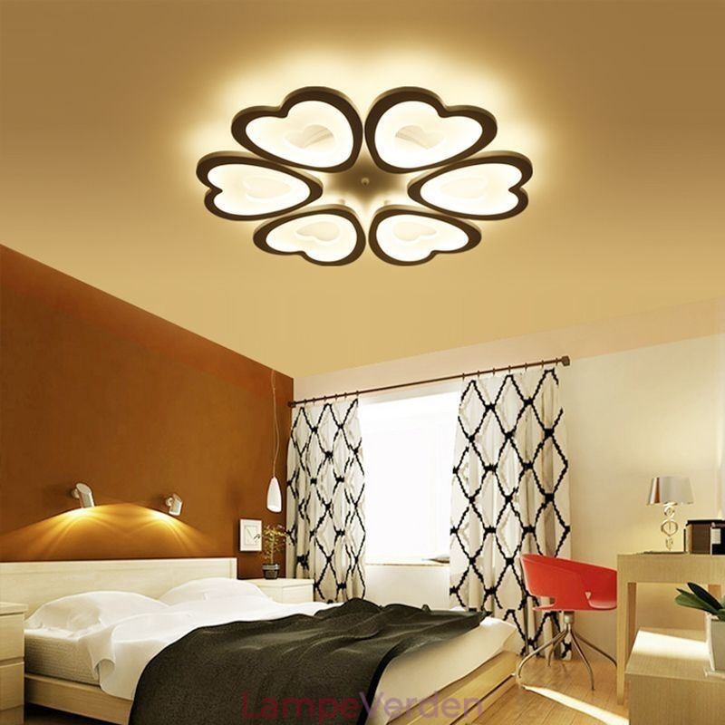 Hjerteformet kronbladsloftslys Flush Mount
