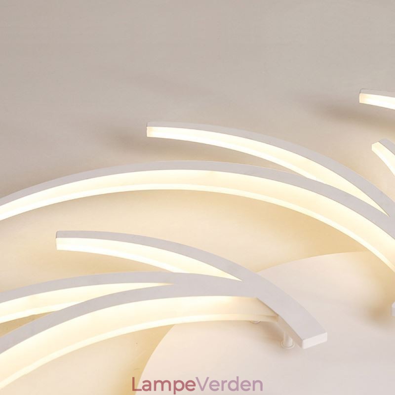 Uregelmæssigt lineært indbygningsloftslys Moderne belysning