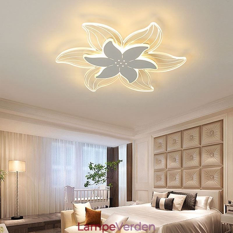 Elegant Flower Flush Mount Loftslampe Unik dekorativ belysning