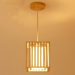 Minimalistisk pendel i træbur