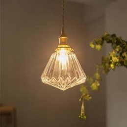 Pendellampe i klar diamant-ribbet glas