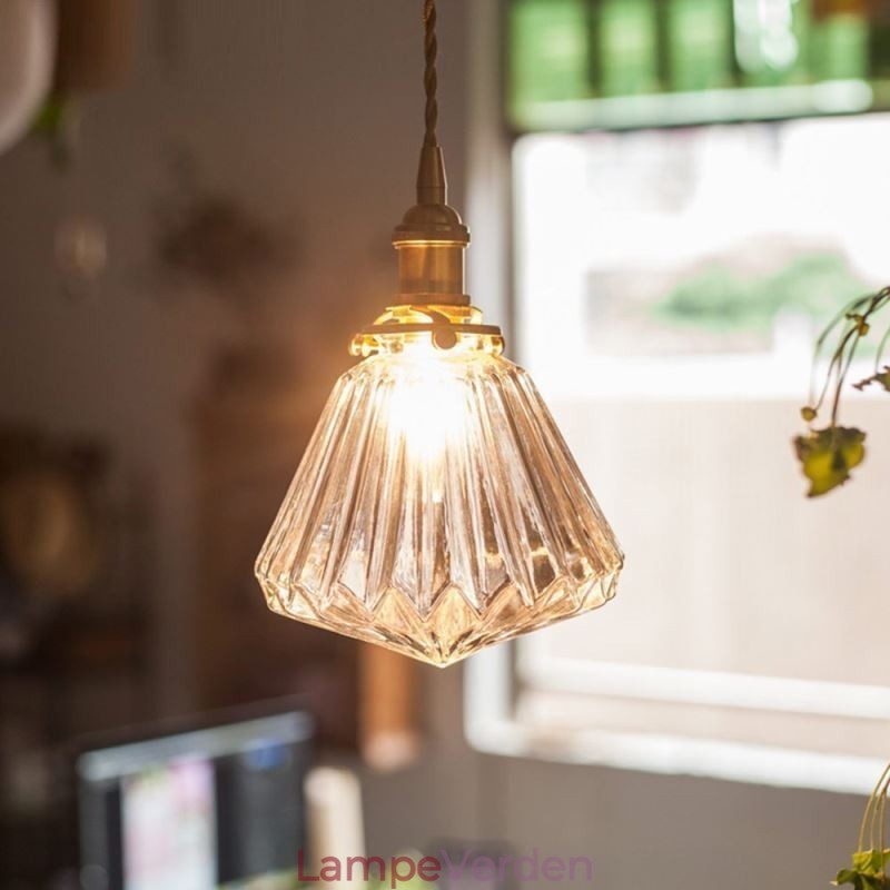 Pendellampe i klar diamant-ribbet glas