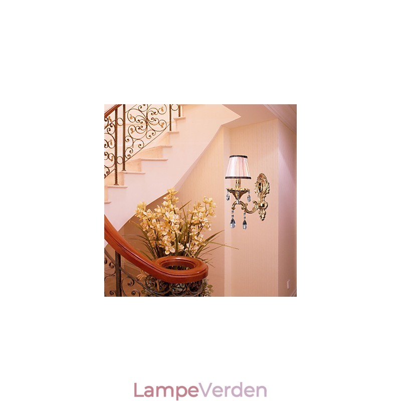 Elegant krystal væglampe i pink