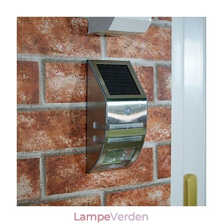 Solar hvid væglampe med PIR bevægelsessensor Solar hvid væglampe med PIR bevægelsessensor