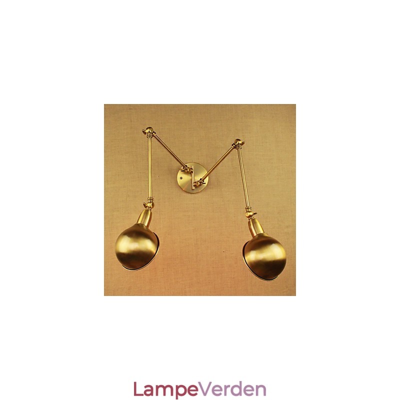 Den nye bronze nostalgiske moderne landlige landskabsgang Stue Varm lyshovedet lang arm af jernvæg