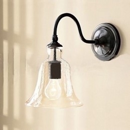 Naturinspireret væglampe i jern med gennemsigtig glasskærm