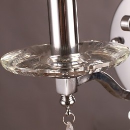 Sølvfarvet krystal væglampe med 1 lys