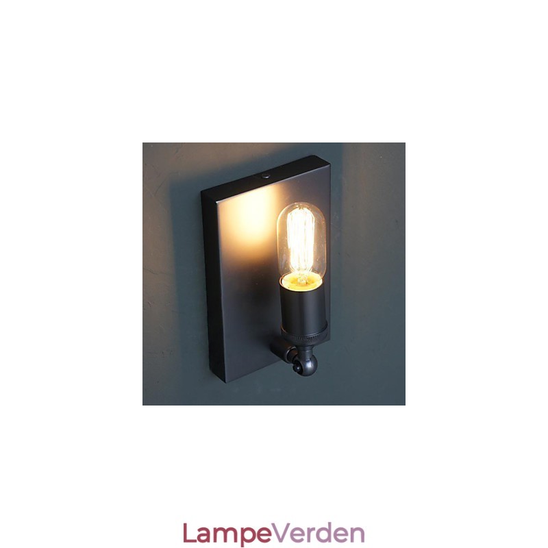 Indgået og kreativt land industriel vindgendannelse af gamle måder Edison væglampe lys