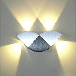 Multi Color Integreret nyhedsfunktion til Mini Style Ambient Light Wall Sconces Væglampe Tilfældig farve