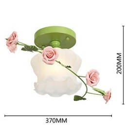 Valentinsdag Rosenhavens blomster og planter absorberer kuppellys