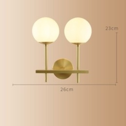 Modern Molecules Bean Wall Light med kugleglasskærm