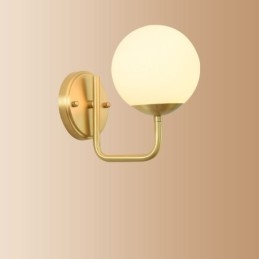 Modern Molecules Bean Wall Light med kugleglasskærm