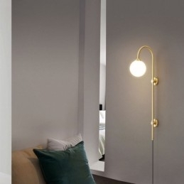 Moderne væglampe i børstet guld