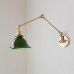 Moderne væglampe med glasskærm
