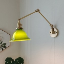 Moderne væglampe med glasskærm