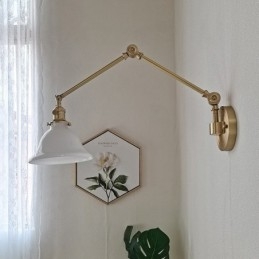 Moderne væglampe med glasskærm
