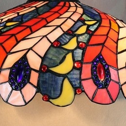 Pendel med 2 lys i påfuglefjermønstret skærm