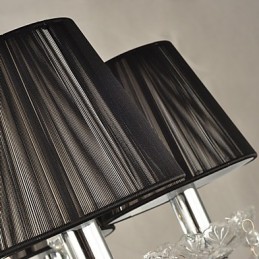 Elegant krystal lysekrone med 8 lys